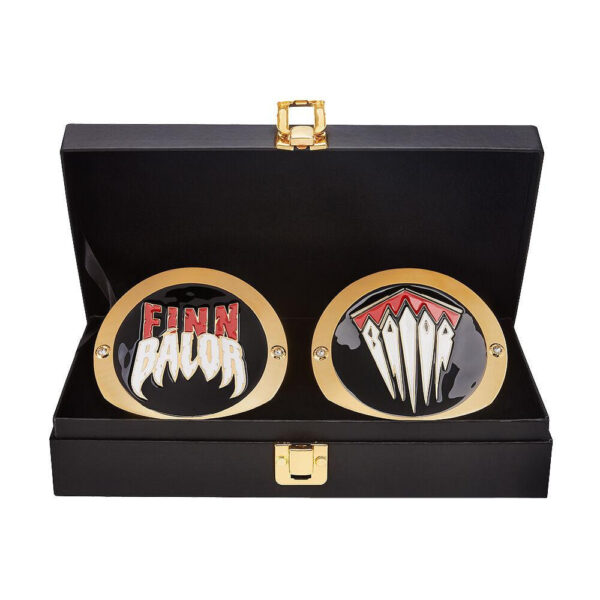 Finn Balor Side Plates Replica Box Set US – WWE replica side plates featuring Finn Balor’s emblem